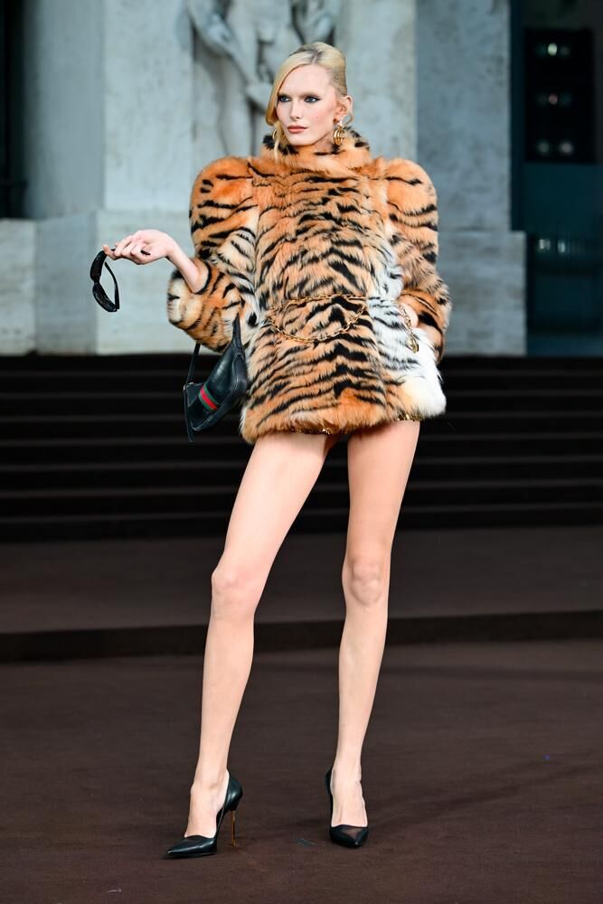 Alex Consani au défilé Gucci.