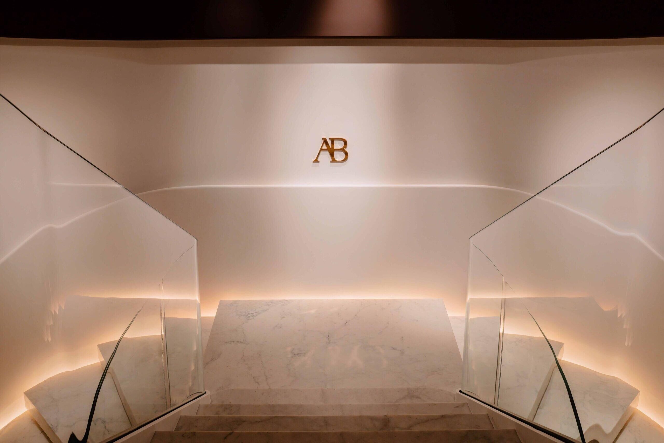 La Piscine, le Spa Augustinus Bader au Costes, Paris