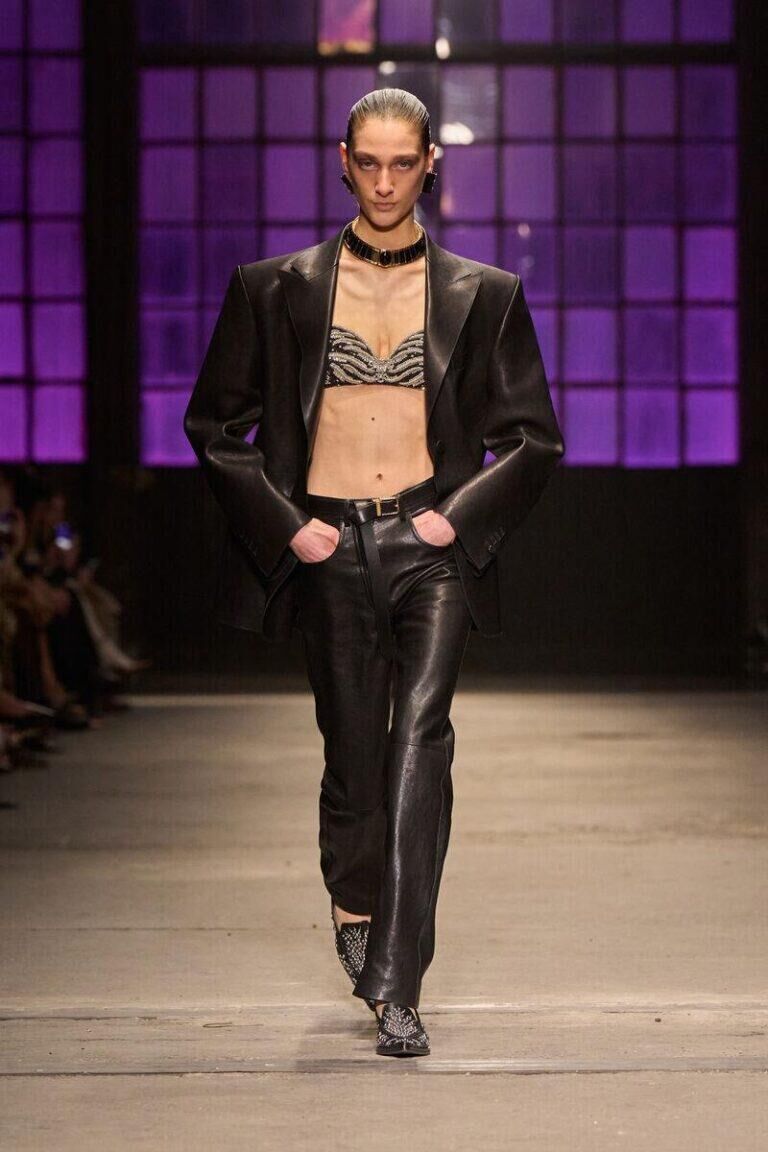 Le défilé ROberto cavalli automne-hiver 2026-2027
