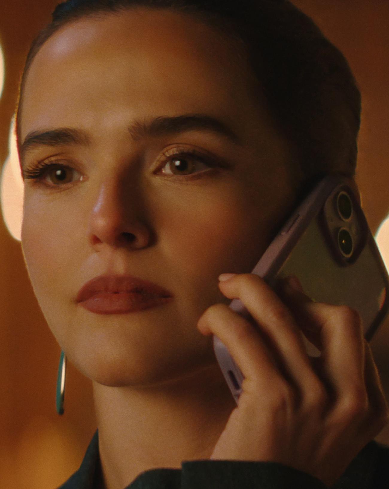 Zoey Deutch dans le film Si tu m'écoutes.