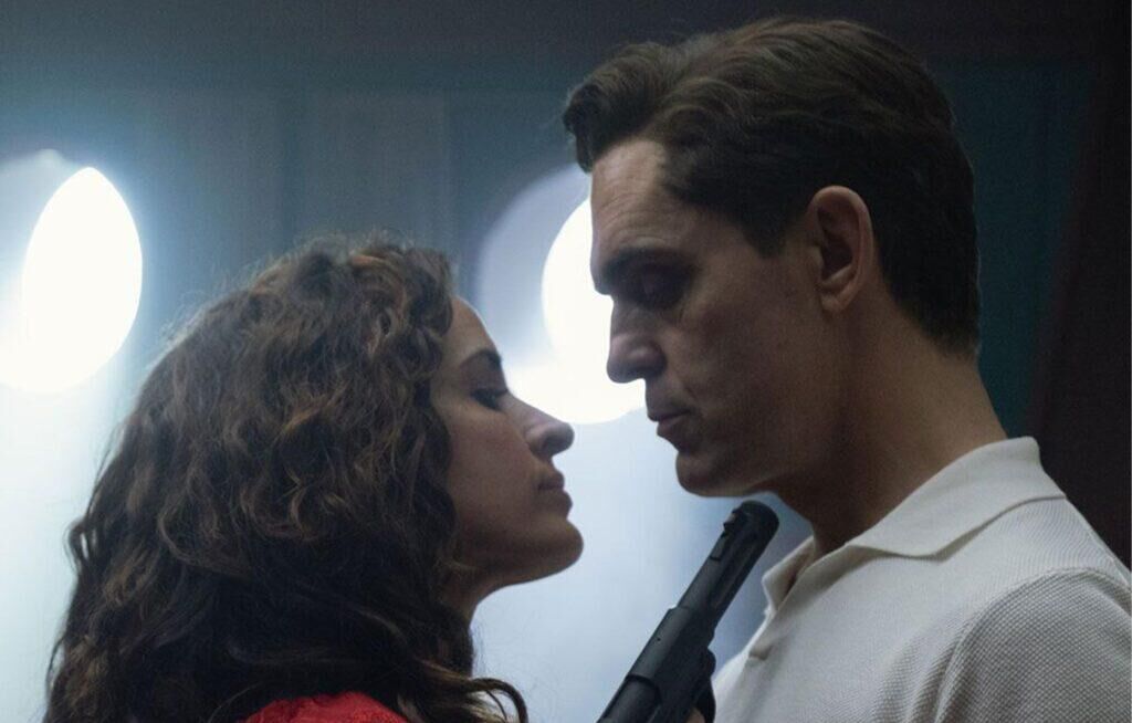 Inma Cuesta et Pedro Alonso dans la série