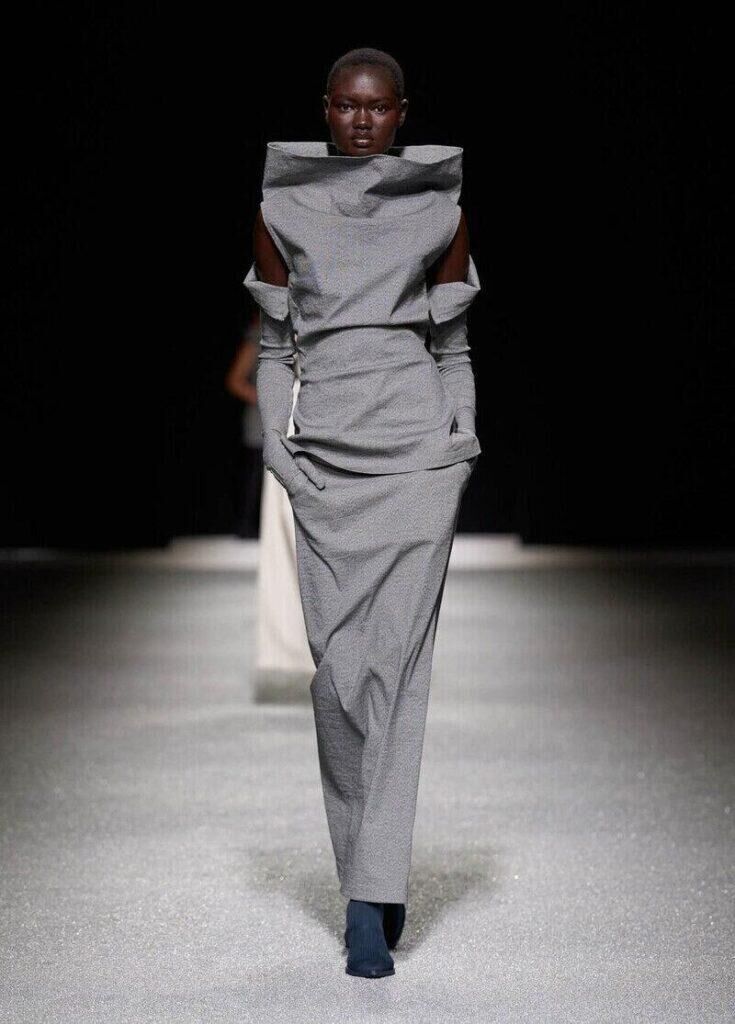 Le défilé Issey Miyake automne-hiver 2026-2027.