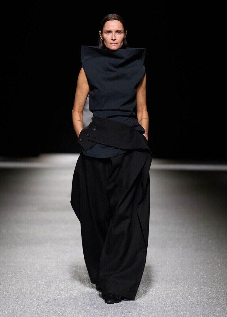 Le défilé Issey Miyake automne-hiver 2026-2027.