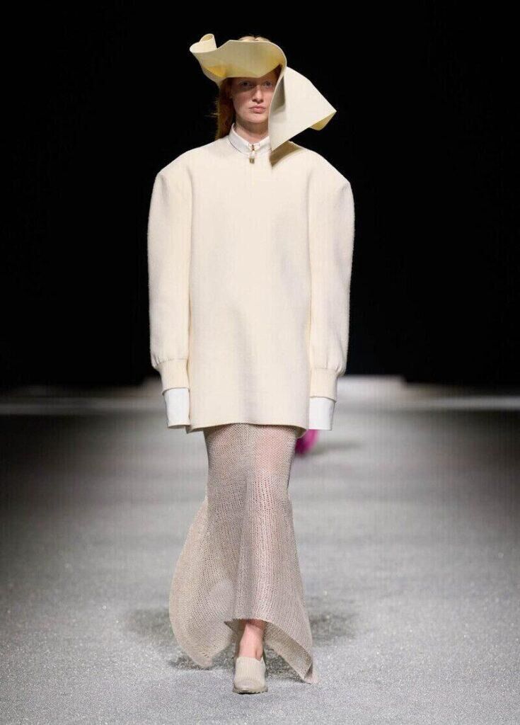 Le défilé Issey Miyake automne-hiver 2026-2027.