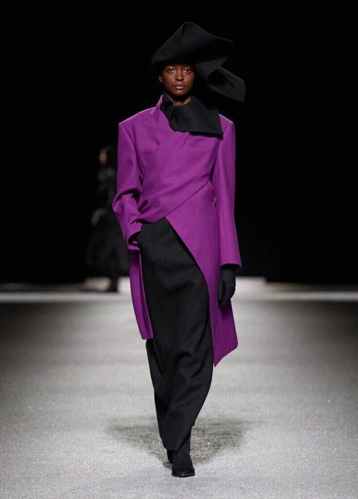 Le défilé Issey Miyake automne-hiver 2026-2027.
