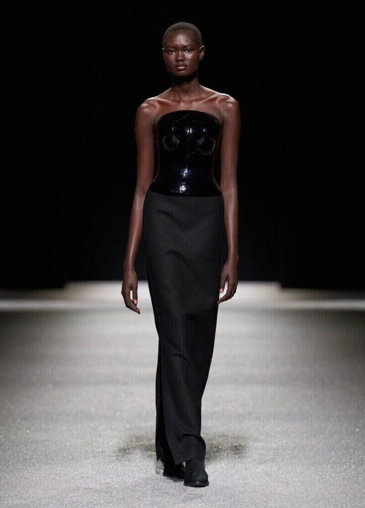 Le défilé Issey Miyake automne-hiver 2026-2027.