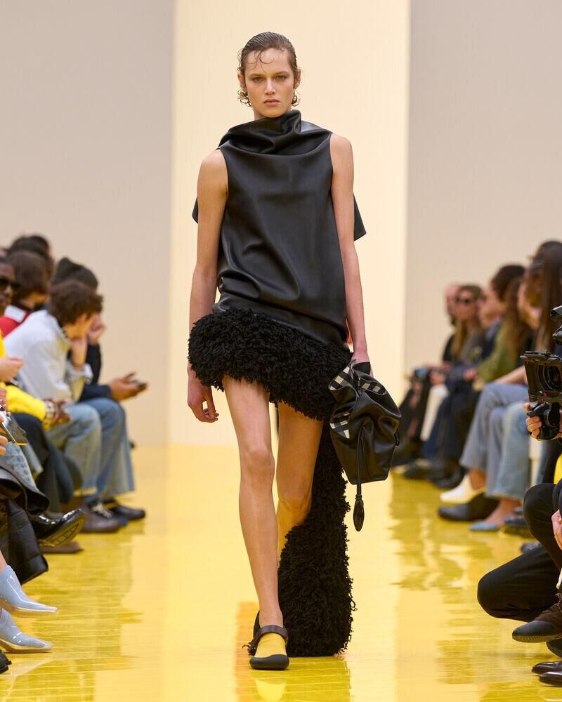 The Loewe Fall/Winter 2026-2027 show Paris Fahsion week.