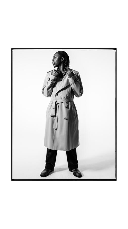 Eberechi Eze pour la campagne burberry trench