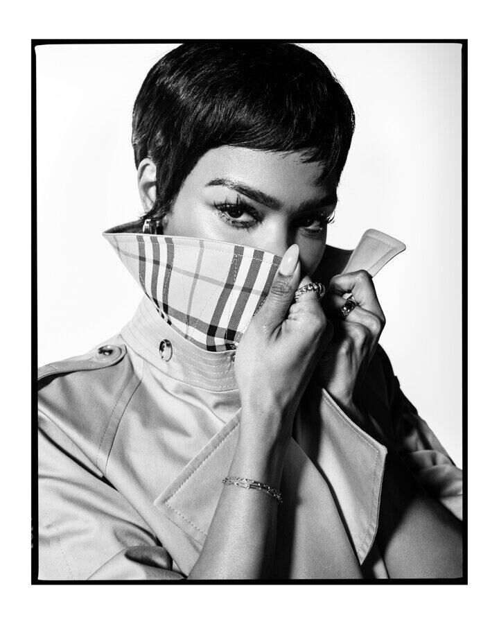 teyana taylor pour burberry campagne the trench, portraits of an icon 