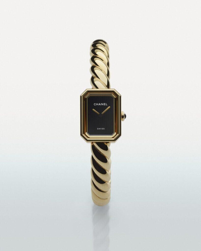 Montre Chanel première, place vendome