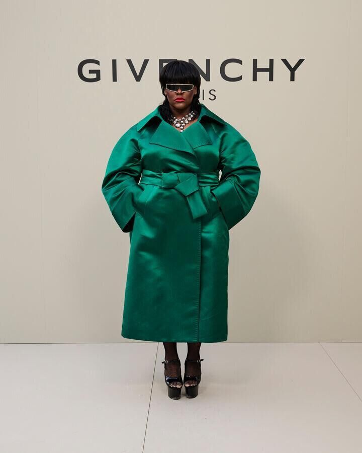 yseult au defile givenchy automne-hiver 2026-2027 à la fashion week de paris