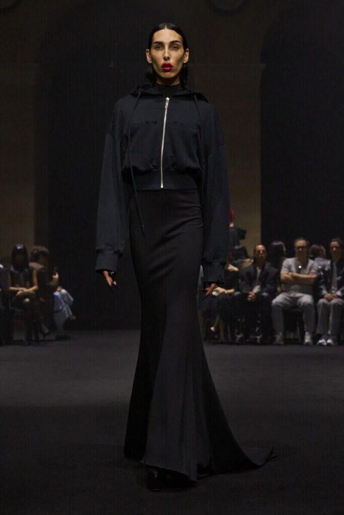 Raya Martiny at the Matières Fécales show.