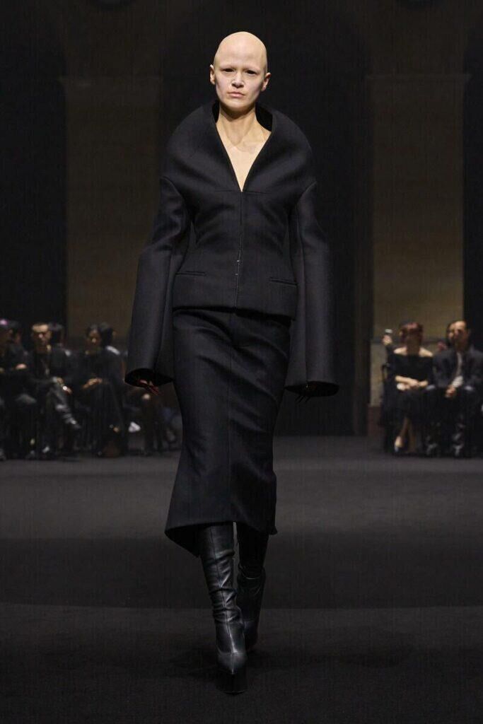 Coco Labbée at the Matières Fécales show.