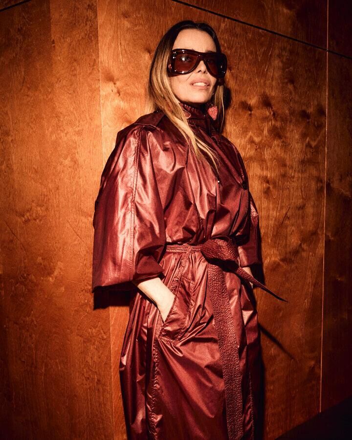 elodie bouchez au defile saint laurent automne-hiver 2026-2027 à la fashion week de paris