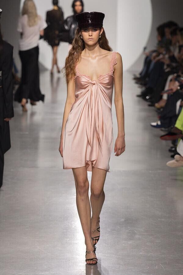 defile vaillant automne-hiver 2026-2027 à la fashion week de paris