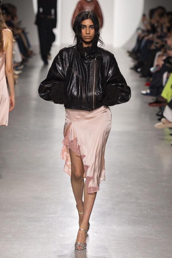 defile vaillant automne-hiver 2026-2027 à la fashion week de paris