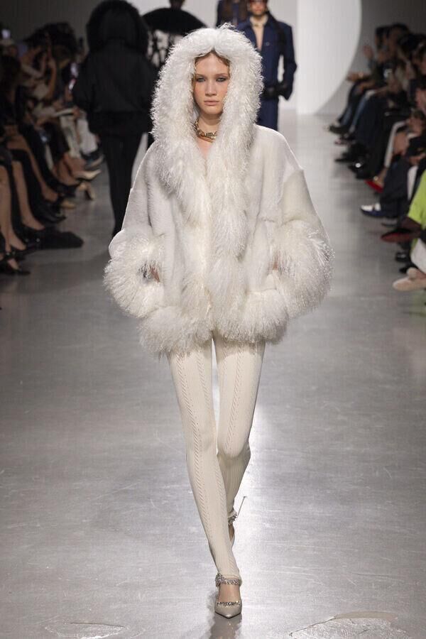 defile vaillant automne-hiver 2026-2027 à la fashion week de paris