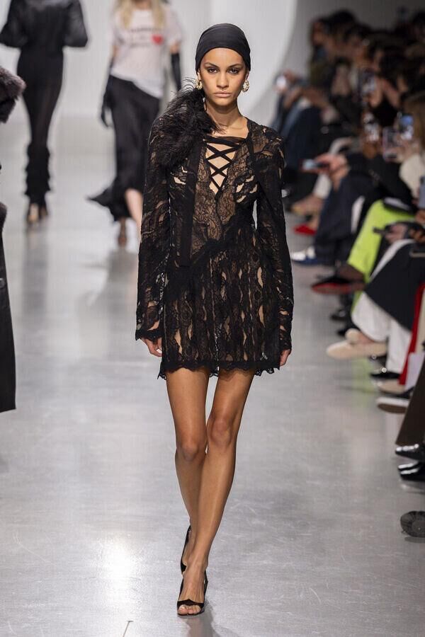 defile vaillant automne-hiver 2026-2027 à la fashion week de paris