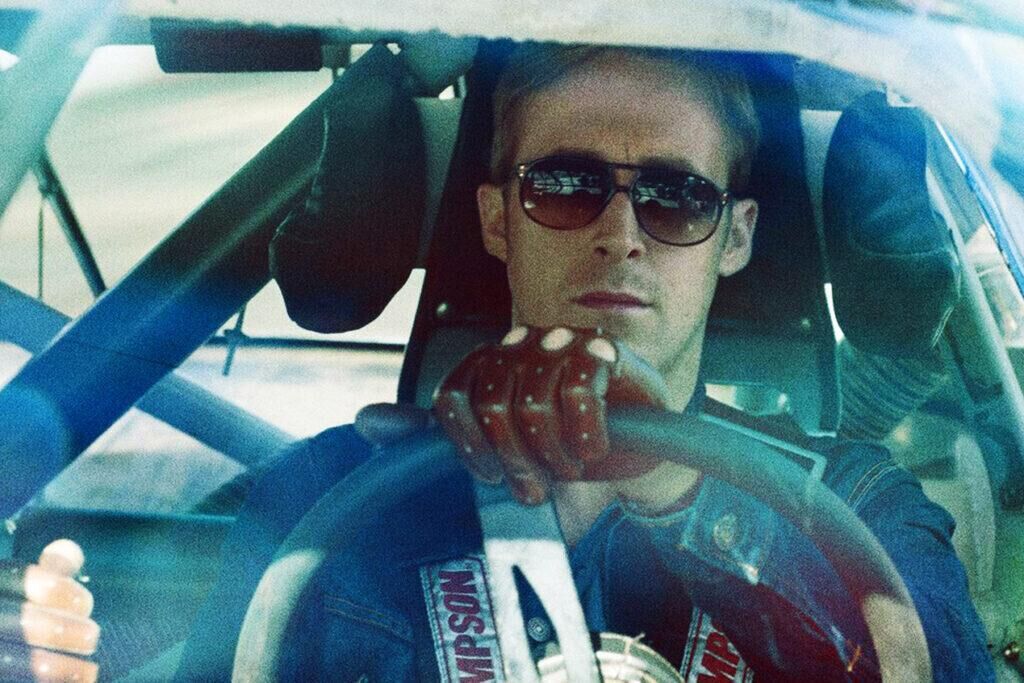 Ryan Gosling porte une paire de lunettes Selima Optique Money 2 dans le film Drive (2011). © Le Pacte.