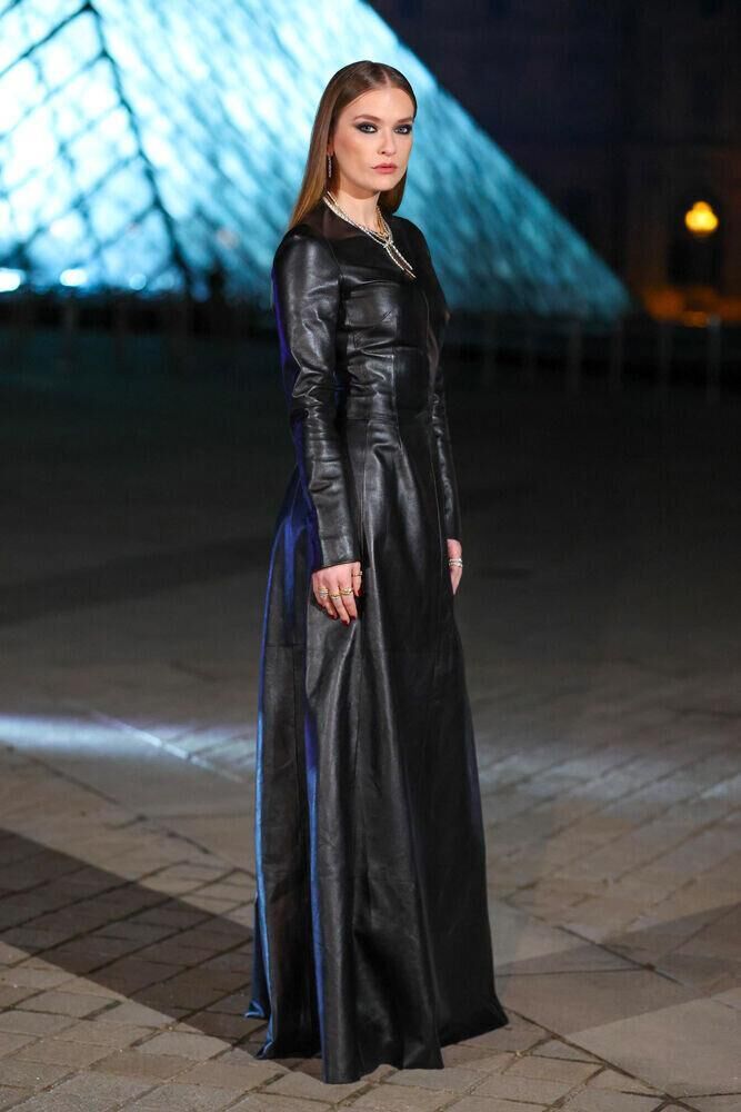 Camille Razat en Maison Margiela.