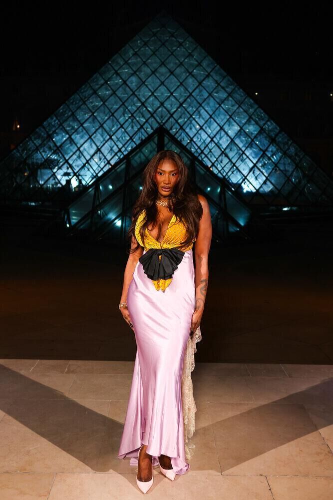 Aya Nakamura en Maison Valentino.