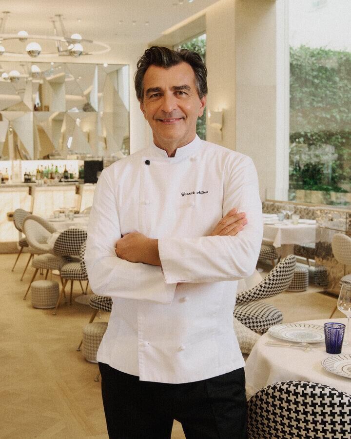yannick alléno restaurant monsieur dior guide michelin 2026