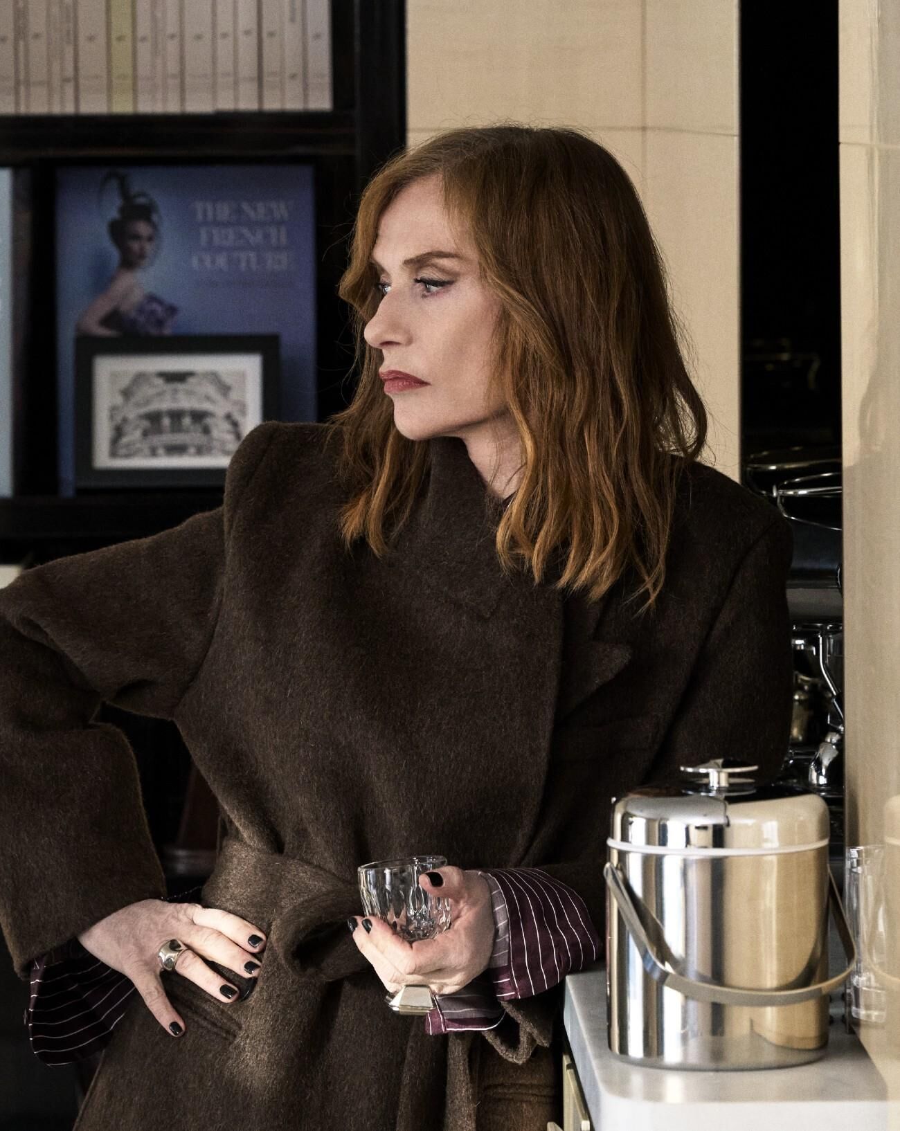 Isabelle Huppert au Lutetia à Paris.