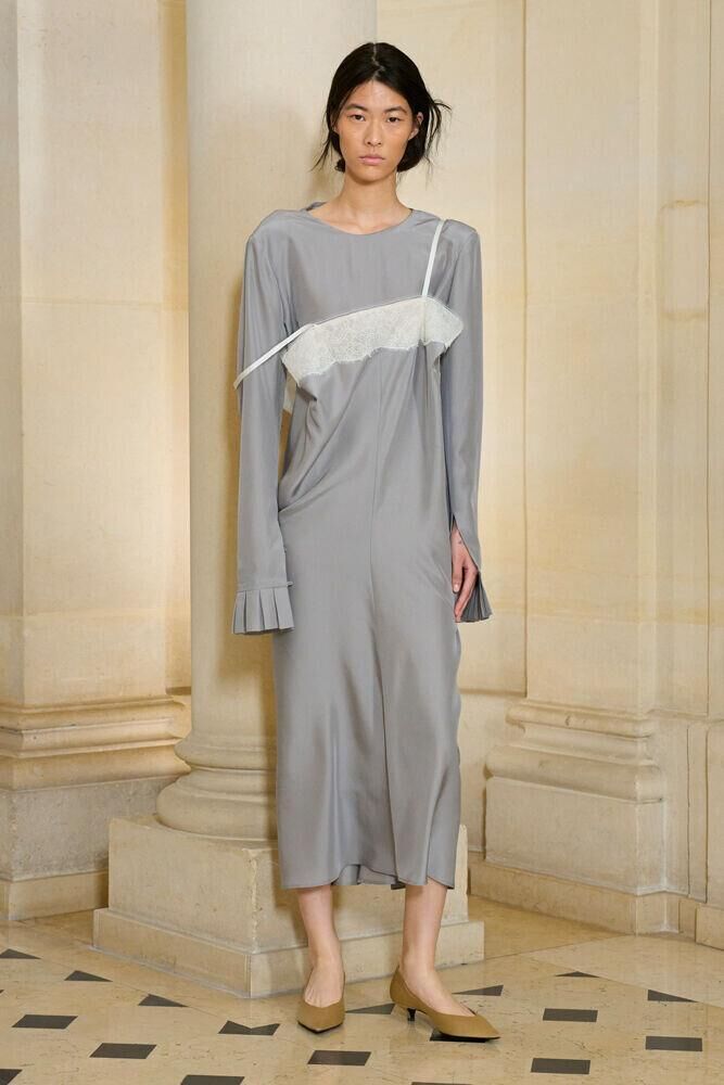 La collection Carven printemps-été 2026.