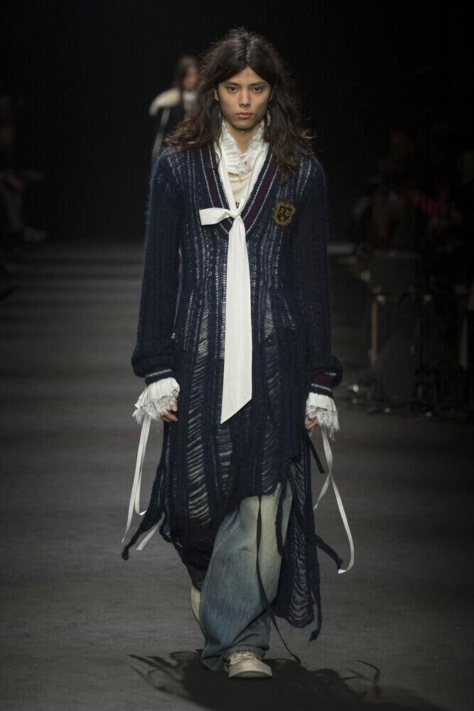 Le défilé Ann Demeulemeester automne-hiver 2026-2027 à la Fashion Week de Paris
