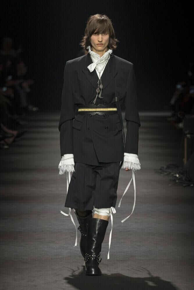 Le défilé Ann Demeulemeester automne-hiver 2026-2027 à la Fashion Week de Paris
