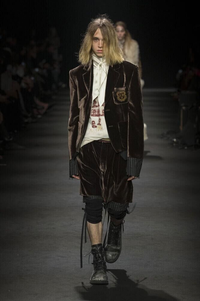 Le défilé Ann Demeulemeester automne-hiver 2026-2027 à la Fashion Week de Paris