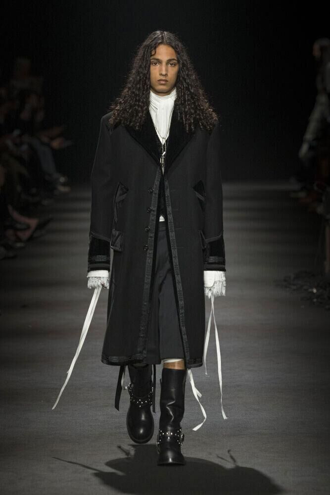 Le défilé Ann Demeulemeester automne-hiver 2026-2027 à la Fashion Week de Paris