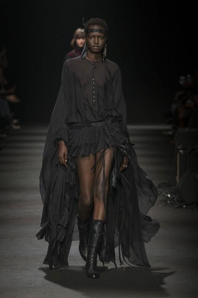 Le défilé Ann Demeulemeester automne-hiver 2026-2027 à la Fashion Week de Paris
