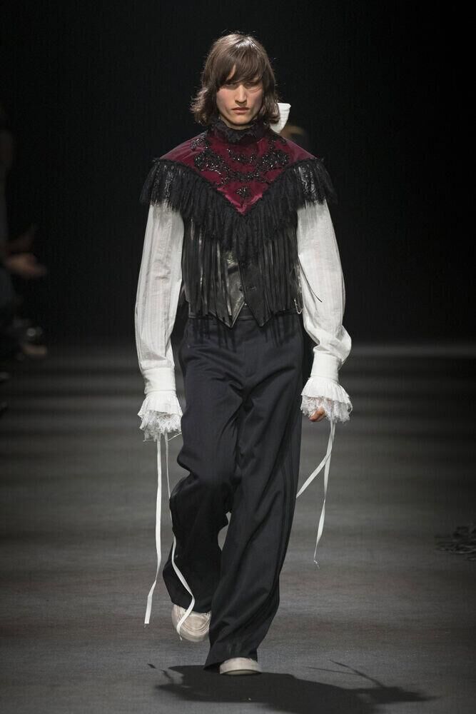 Le défilé Ann Demeulemeester automne-hiver 2026-2027 à la Fashion Week de Paris