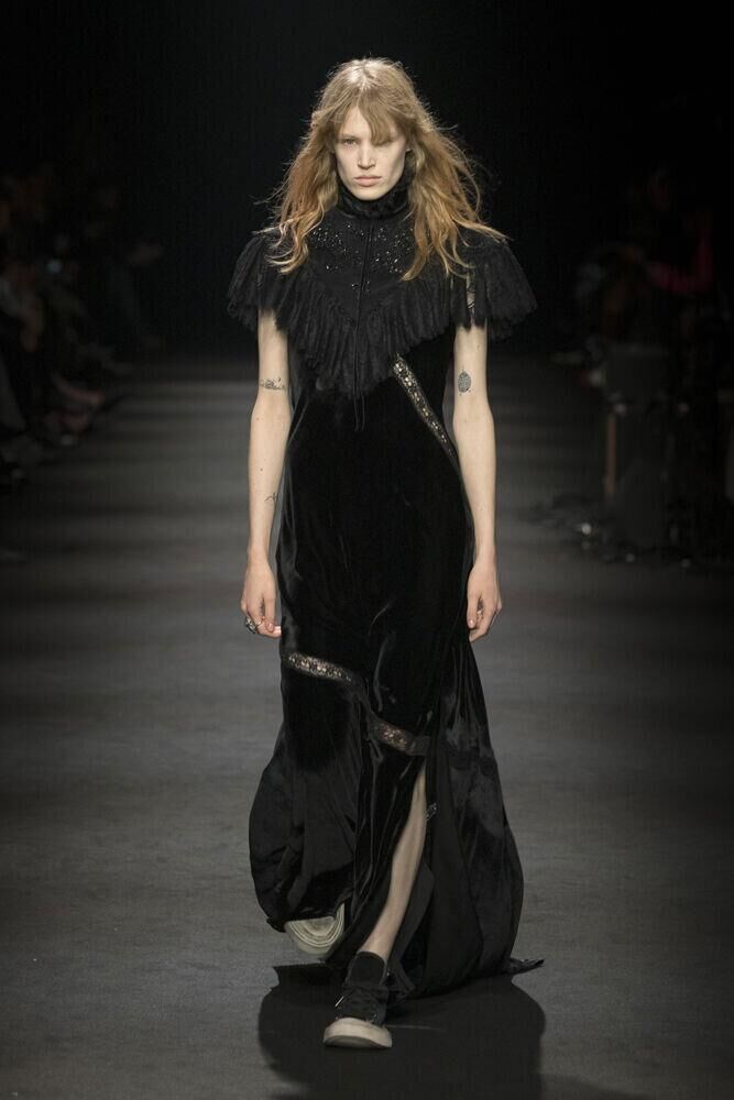 Le défilé Ann Demeulemeester automne-hiver 2026-2027 à la Fashion Week de Paris