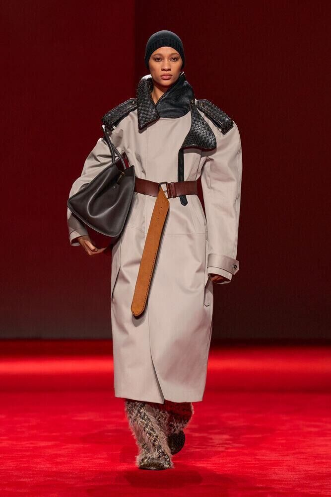 Le défilé Bottega Veneta automne-hiver 2026-2027 à la Fashion Week de Milan