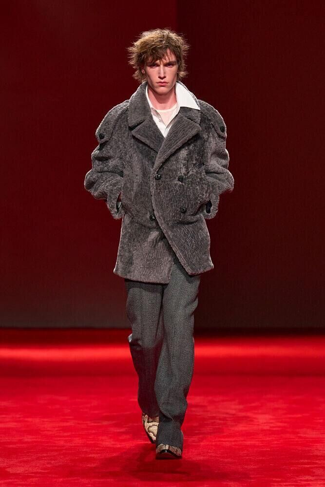 Le défilé Bottega Veneta automne-hiver 2026-2027 à la Fashion Week de Milan