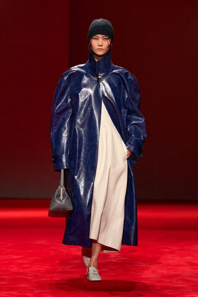Le défilé Bottega Veneta automne-hiver 2026-2027 à la Fashion Week de Milan