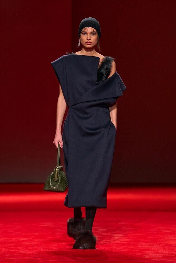 Le défilé Bottega Veneta automne-hiver 2026-2027 à la Fashion Week de Milan