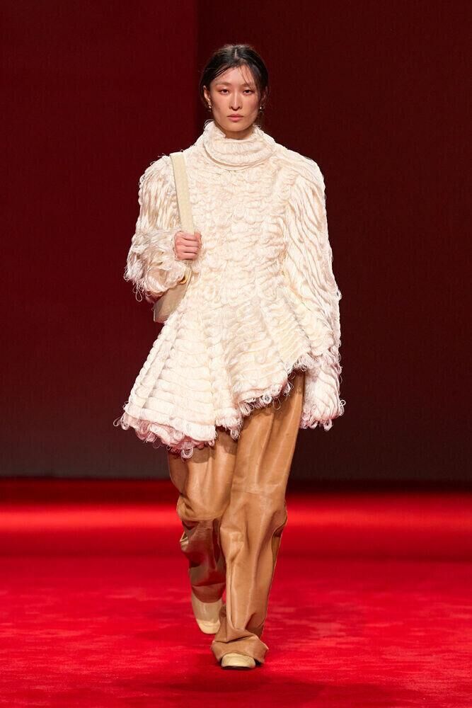 Le défilé Bottega Veneta automne-hiver 2026-2027 à la Fashion Week de Milan
