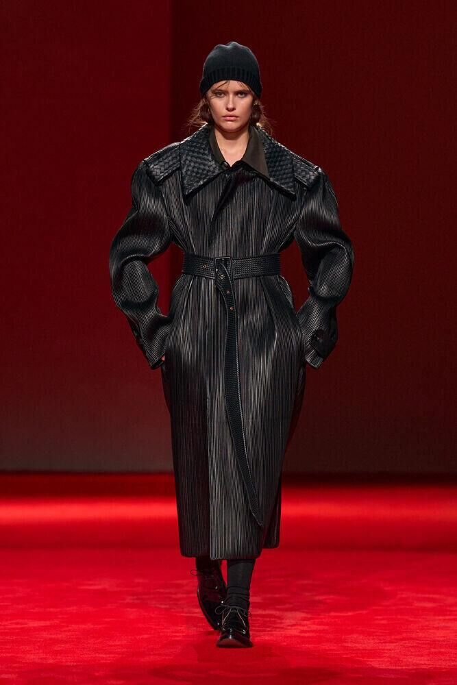 Le défilé Bottega Veneta automne-hiver 2026-2027 à la Fashion Week de Milan