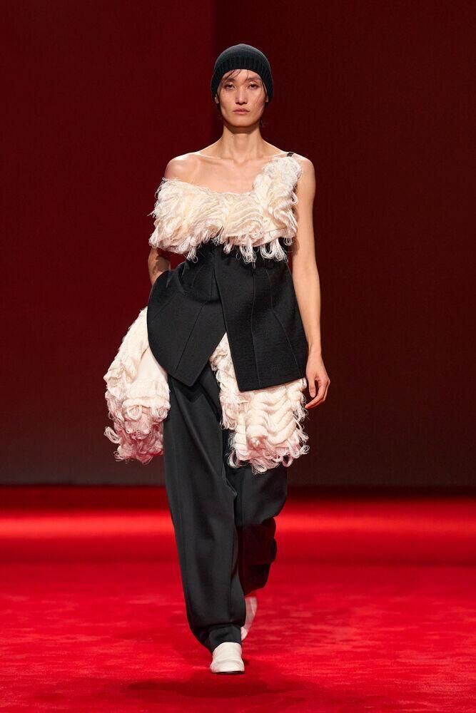 Le défilé Bottega Veneta automne-hiver 2026-2027 à la Fashion Week de Milan