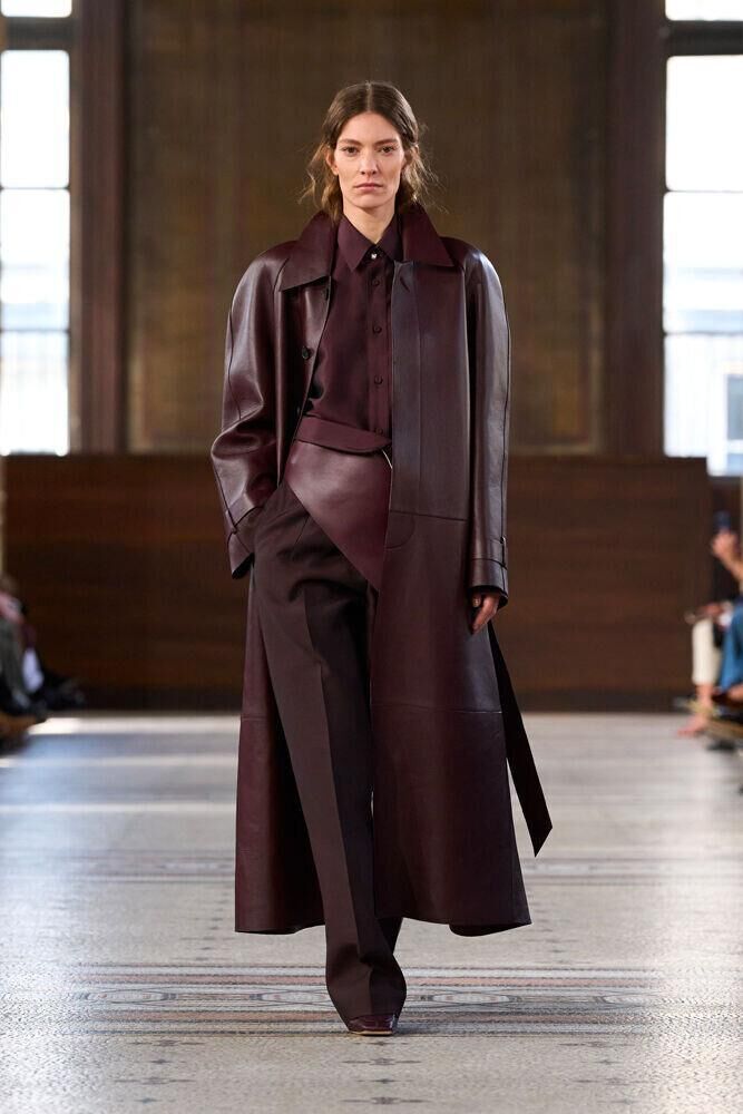 Le défilé Carven automne-hiver 2026-2027 à la Fashion Week de Paris