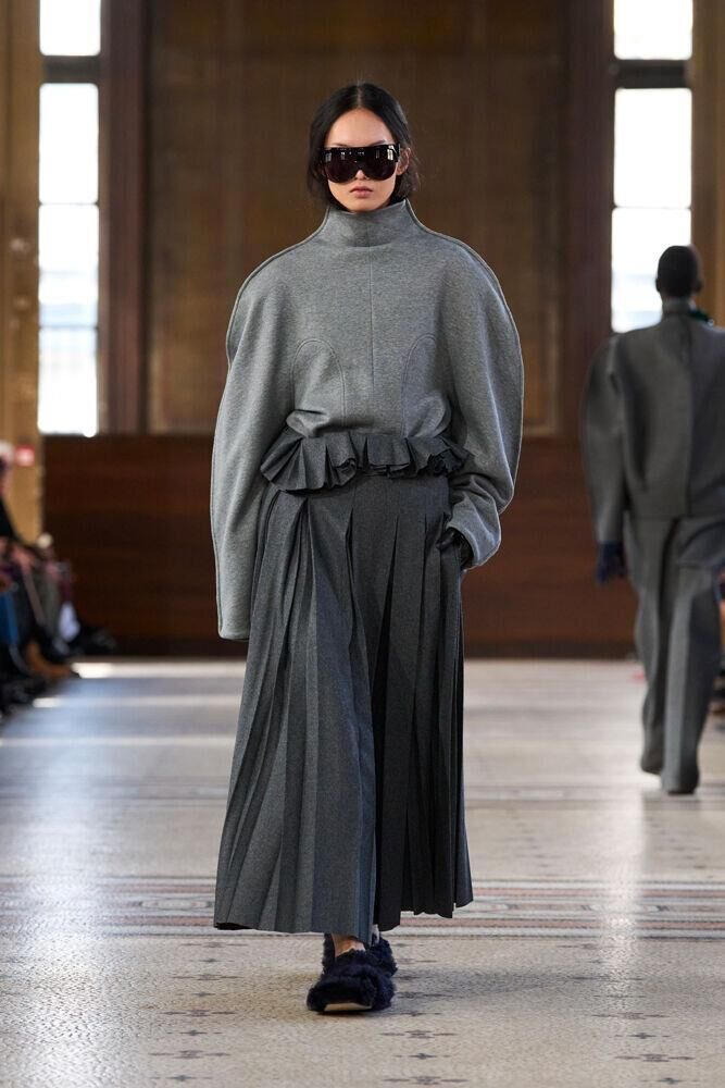 Le défilé Carven automne-hiver 2026-2027 à la Fashion Week de Paris