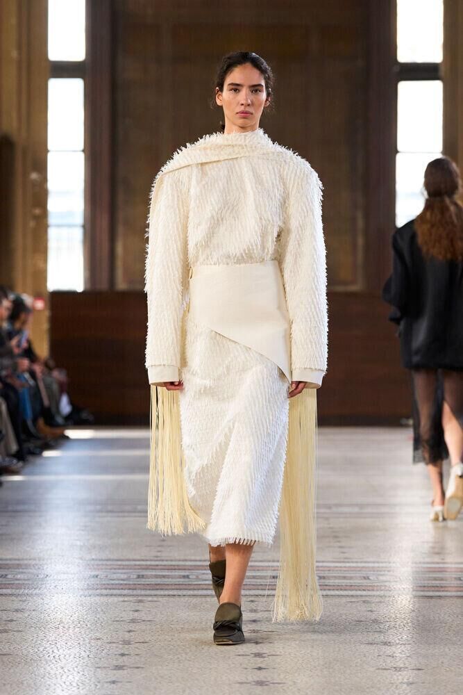Le défilé Carven automne-hiver 2026-2027 à la Fashion Week de Paris