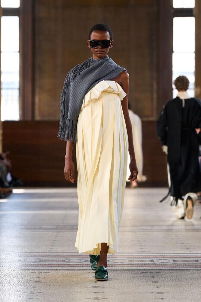 Le défilé Carven automne-hiver 2026-2027 à la Fashion Week de Paris
