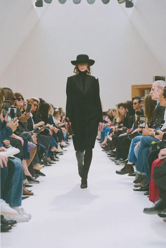 Le défilé Celine hiver 2026 à la Fashion Week de Paris