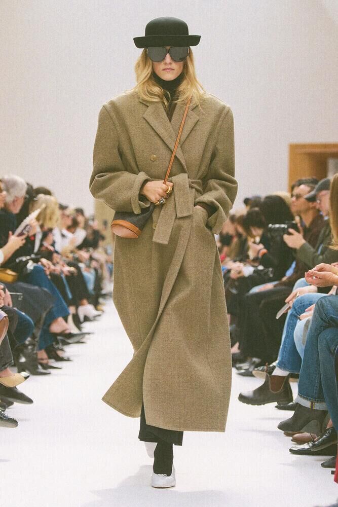 Le défilé Celine hiver 2026 à la Fashion Week de Paris