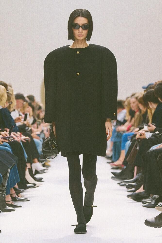 Le défilé Celine hiver 2026 à la Fashion Week de Paris