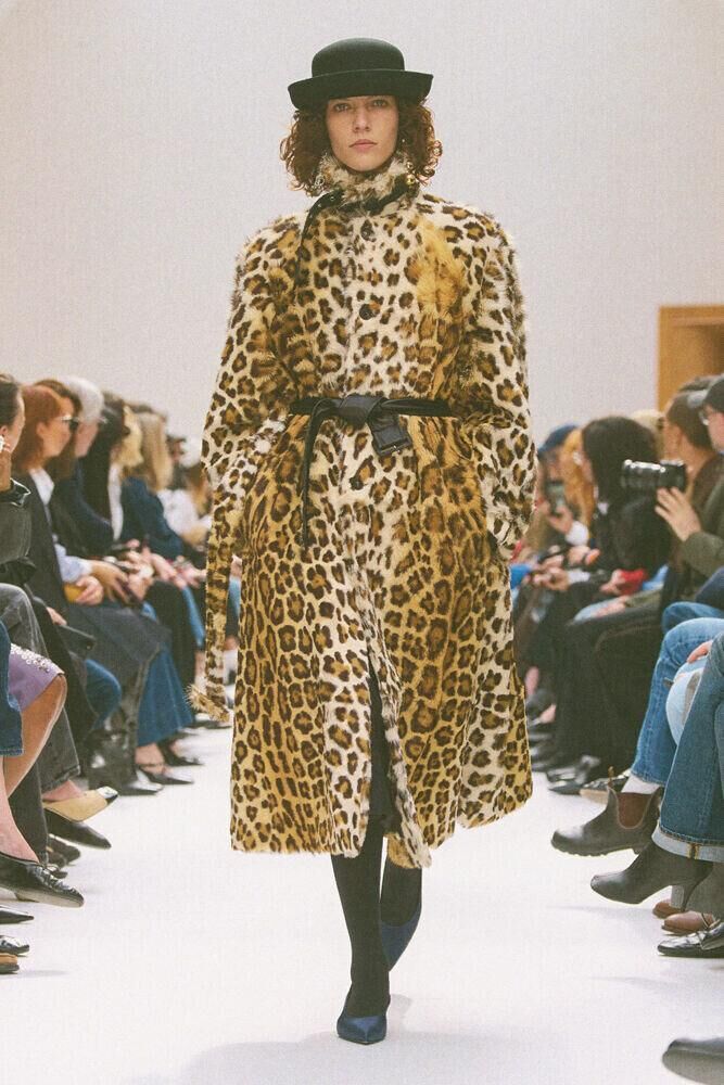 Le défilé Celine hiver 2026 à la Fashion Week de Paris